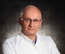 Lekarz Krzysztof Staroń